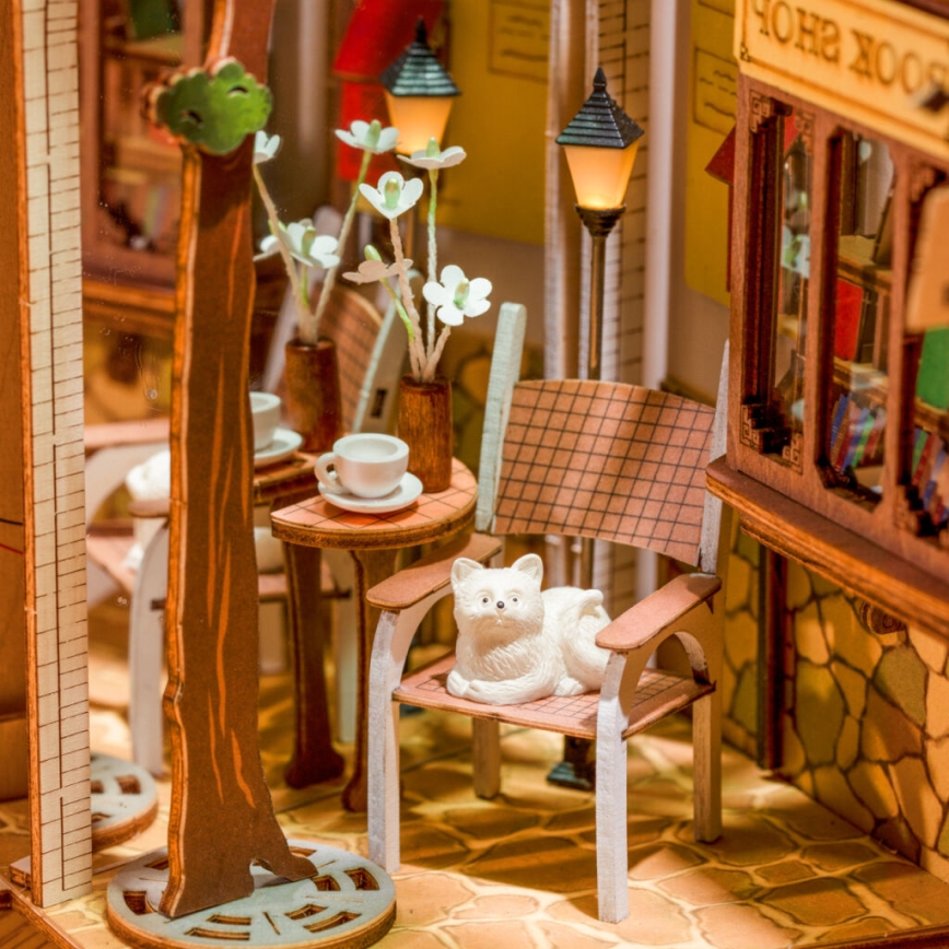 RoboTime - Casa LED para livros Cidade com sol 2xAAA