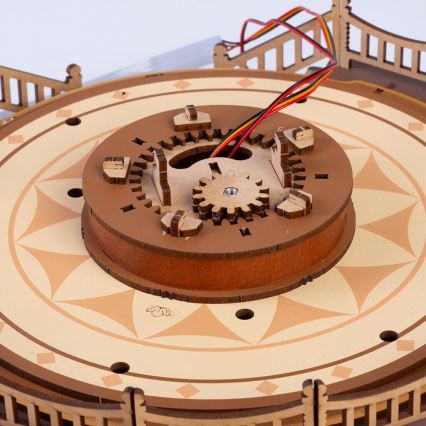 RoboTime - Quebra-cabeça 3D de caixa musical Carrossel clássico 5V