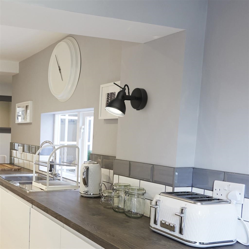 Searchlight - Foco de parede FOCUS 1xGU10/50W/230V preto