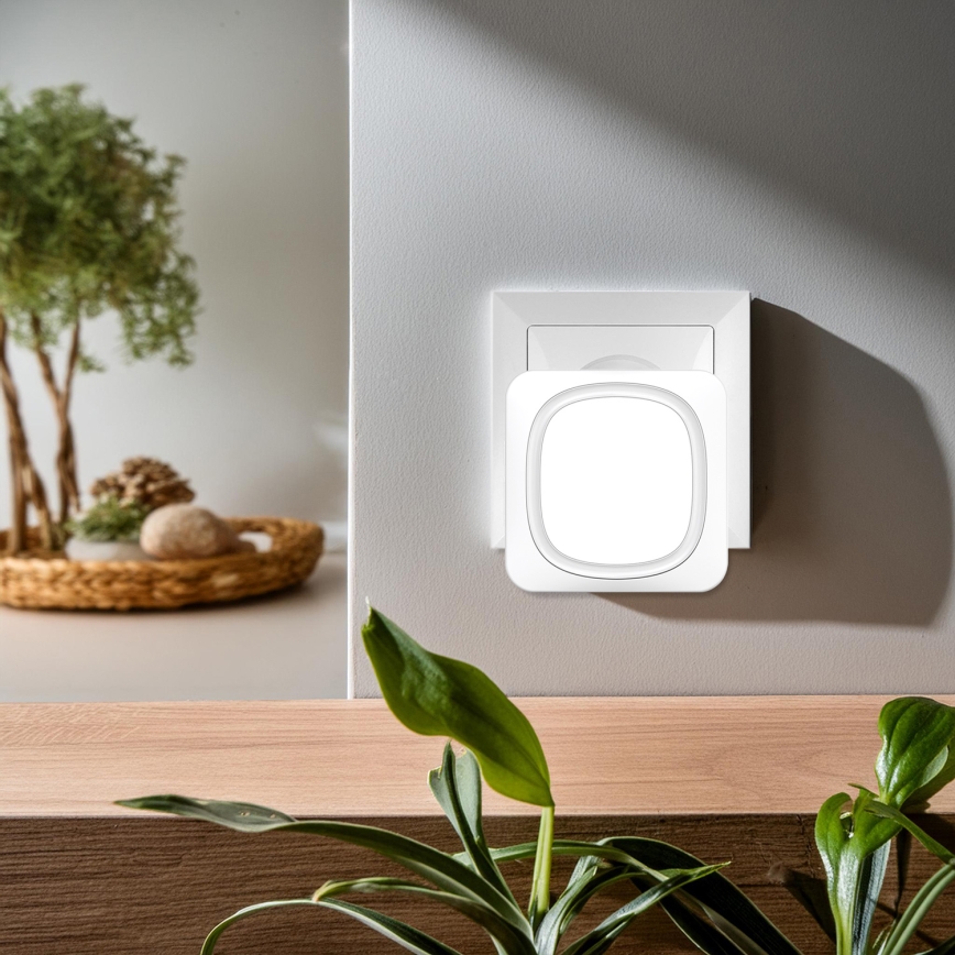 Campainha de tomada sem fios com iluminação LED 230V/1xCR2032 IP56 branco