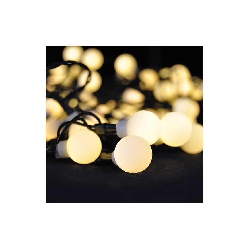 Guirlanda LED RGB regulável para exteriores, 100 LEDs / 8 funções, 15 m, IP44 + comando remoto