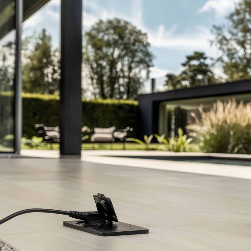 Tomada dupla de chão encastrada para exterior IP55 preta retangular