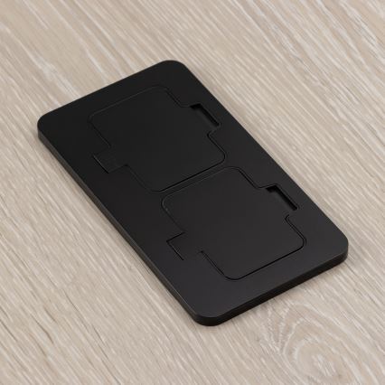 Tomada dupla de chão encastrada para exterior IP55 preta retangular