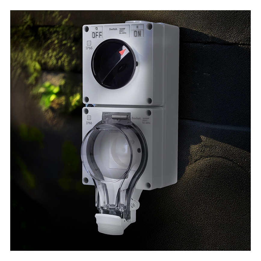 Tomada para ambientes húmidos com interruptor 230V/16A IP66