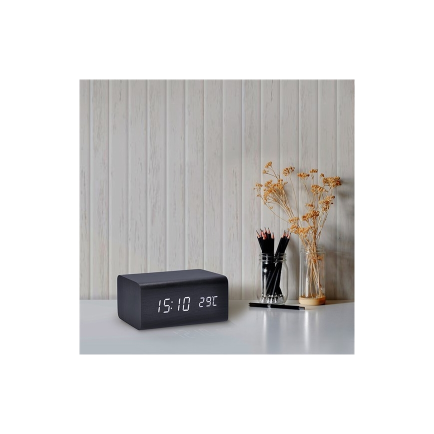 Relógio com um LED de alarme/5V/3xAAA 3000mA