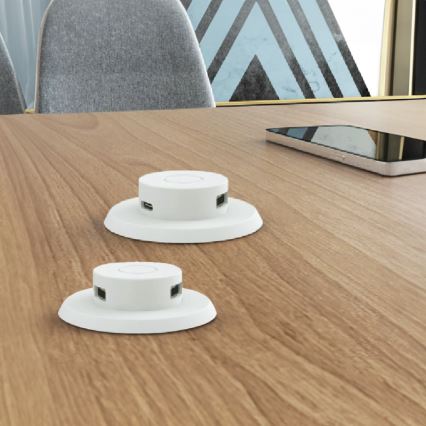 Carregador USB embutido USB A+C preto