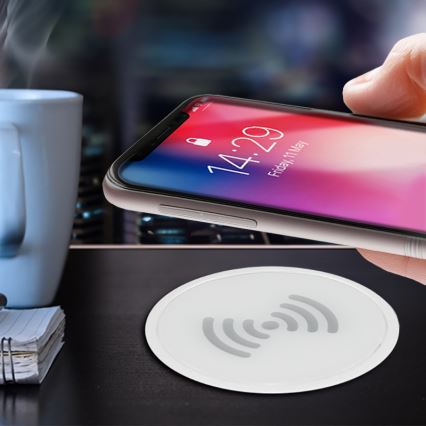 Carregador sem fios incorporado branco