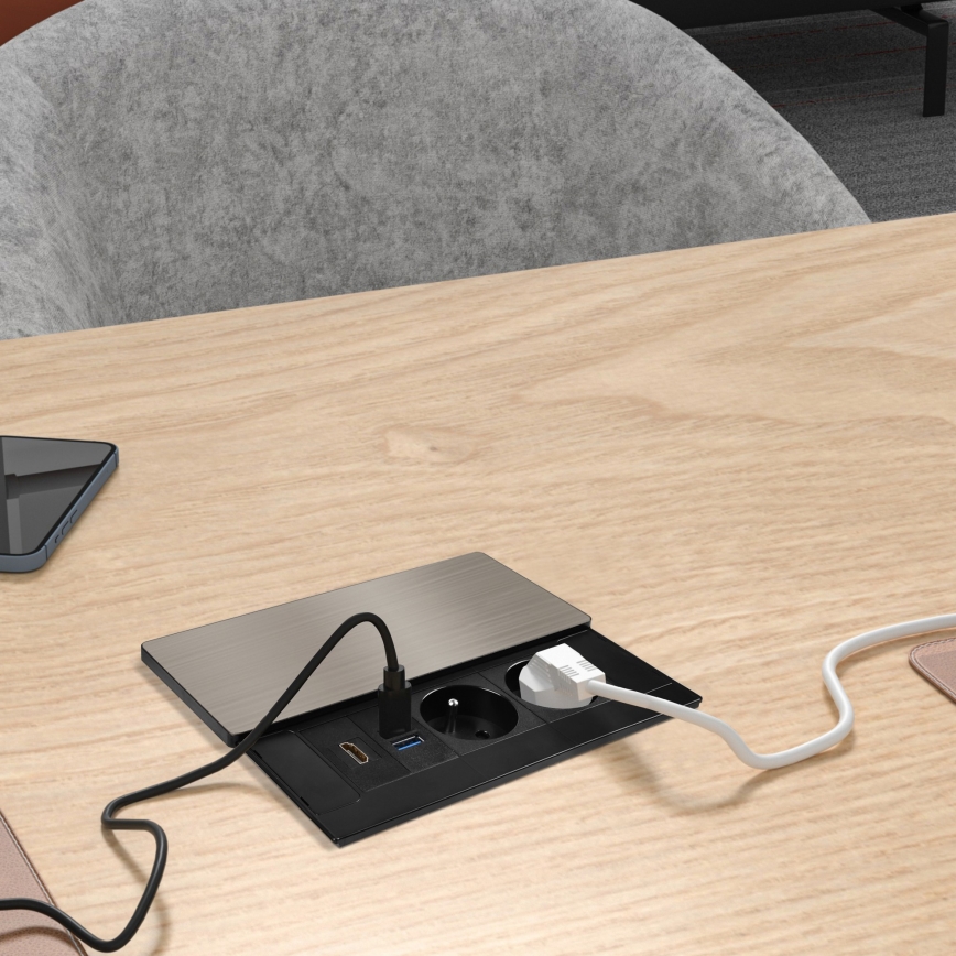 Tomada embutida 20 W com 2 tomadas, USB-A, USB-C e HDMI