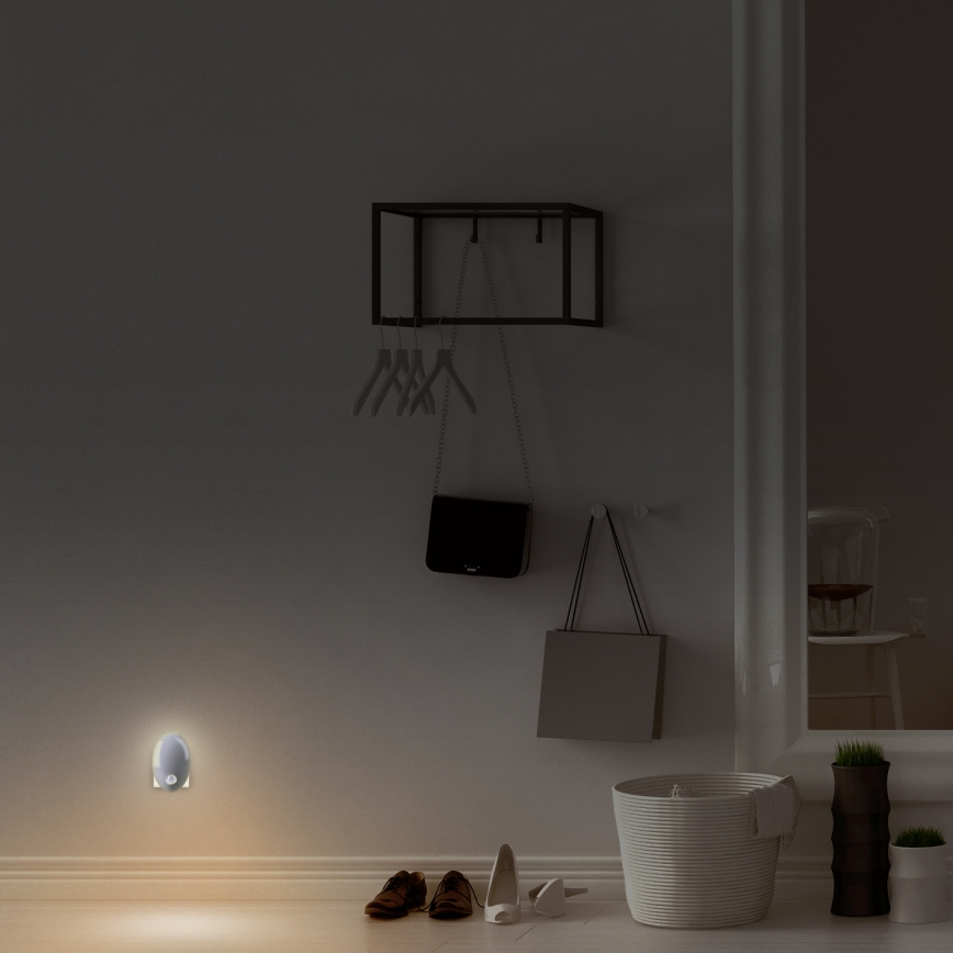 LED Iluminação de orientação para tomada com sensor LED/0,7W/230V 3000K