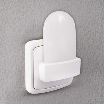 Iluminação de orientação de tomada LED RGB com sensor LED/0,5W/230V