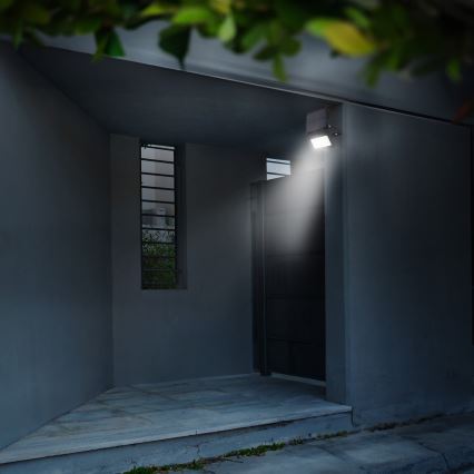 Refletor solar LED regulável com sensor de movimento e crepúsculo LED/6W/3,7V 2200 mAh 3000/4000/6500K IP65