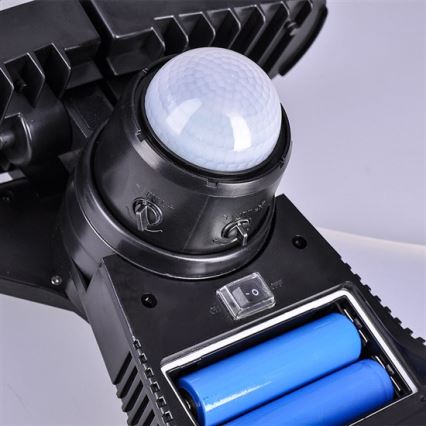 Refletor solar LED com sensor 2000mAh LED/8W/3,7V IP44