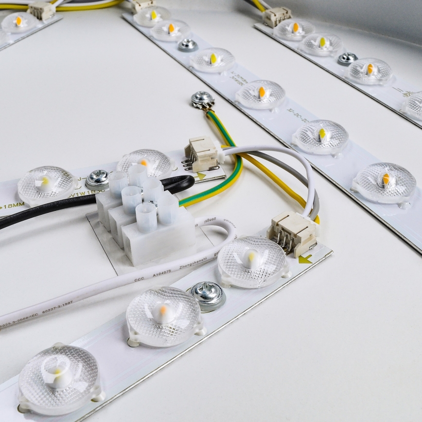 Iluminação de teto LED com regulação LED/50W/230V 3000-6000K + comando