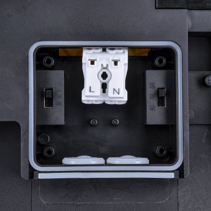 Candeeiro de teto exterior regulável LED/18W/22W/26W/230V 3000/4000/6500K IP65 preto