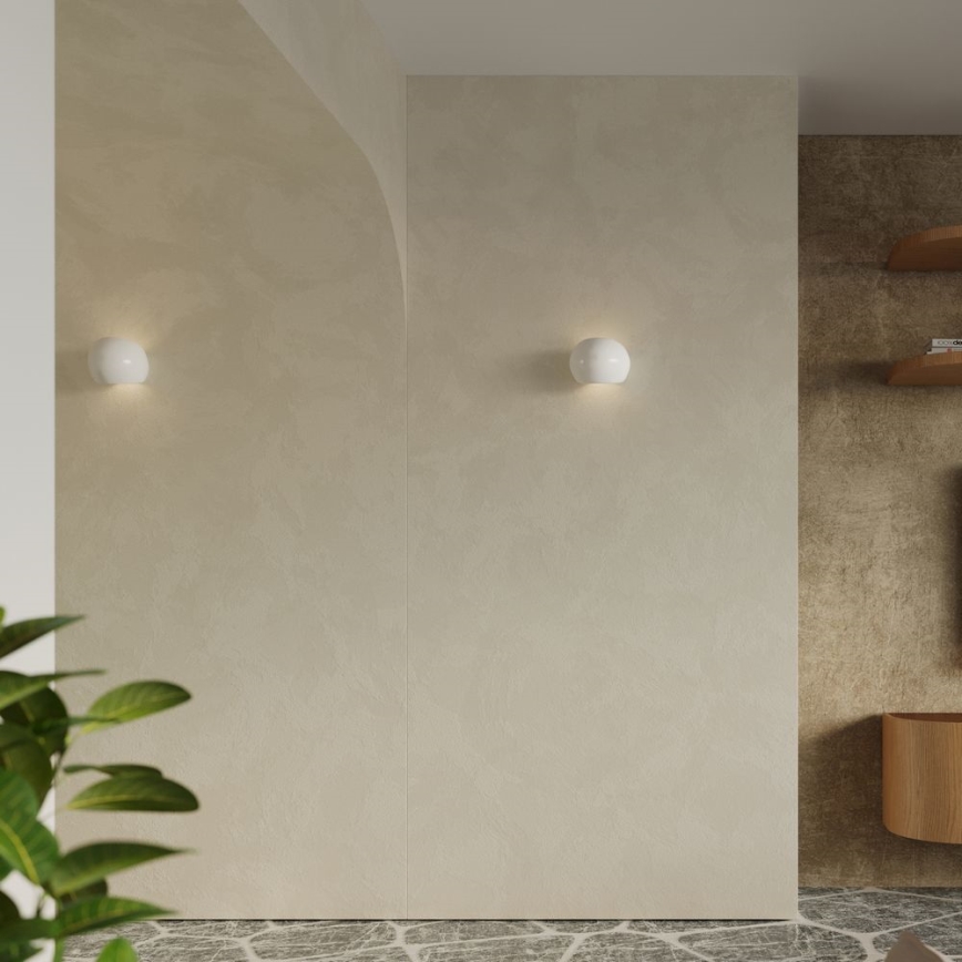 Iluminação de parede GLOBE 1xE27/60W/230V branco brilhante