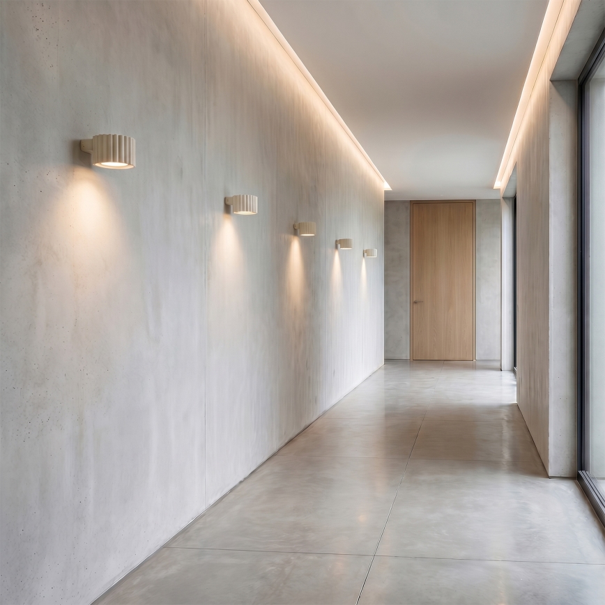 Aplique de parede AURA 1xGX53/10W/230V creme