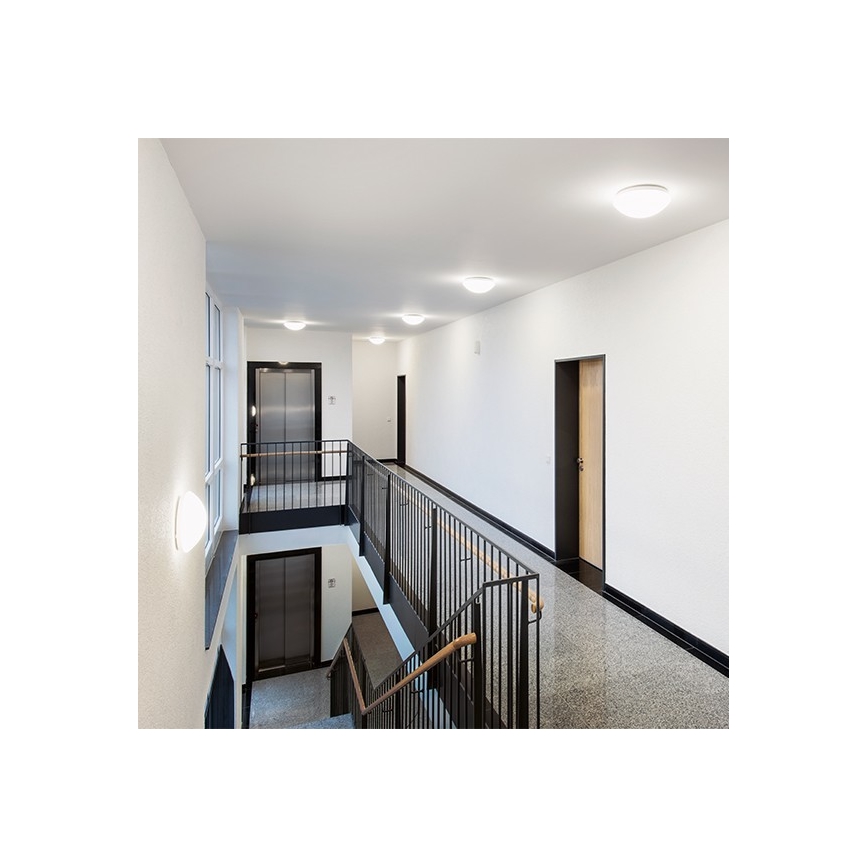 STEINEL 064815 - Iluminação de teto para casa de banho LED com sensor RS PRO LED/9,5W/230V 4000K IP54