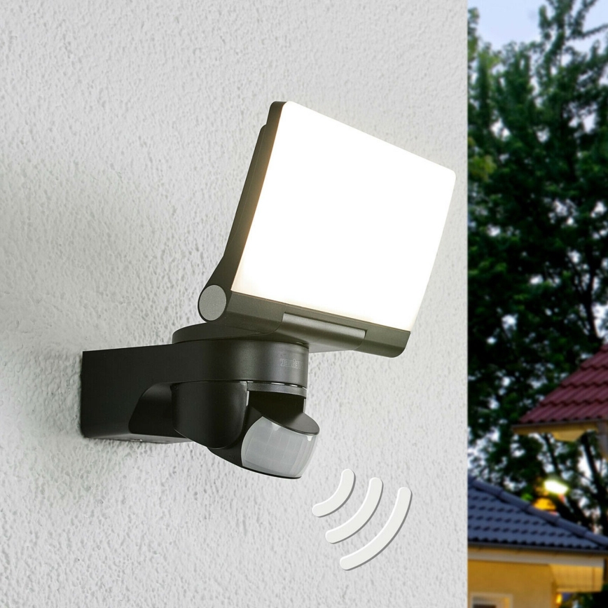 Steinel 065447 - Holofote LED com sensor LED XLED HOME LED/13,5W/230V IP44 preto