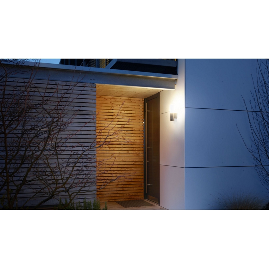 Steinel 065829 – Iluminação exterior LED com Detetor de Movimento L 620 LED/13.5W/230V IP44