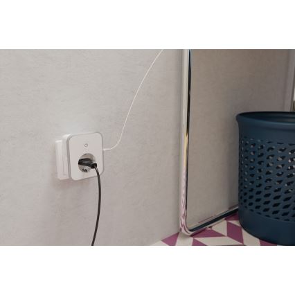 TESLA Smart - Tomada inteligente 3690W/230V/16A 2xUSB/24W/5V Wi-Fi Tuya