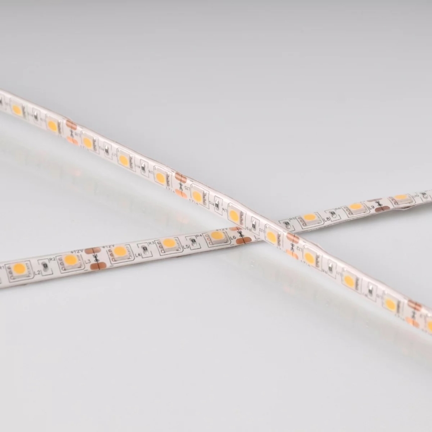 Tira de casa de banho LED 5m 28W/12V IP65 3000K