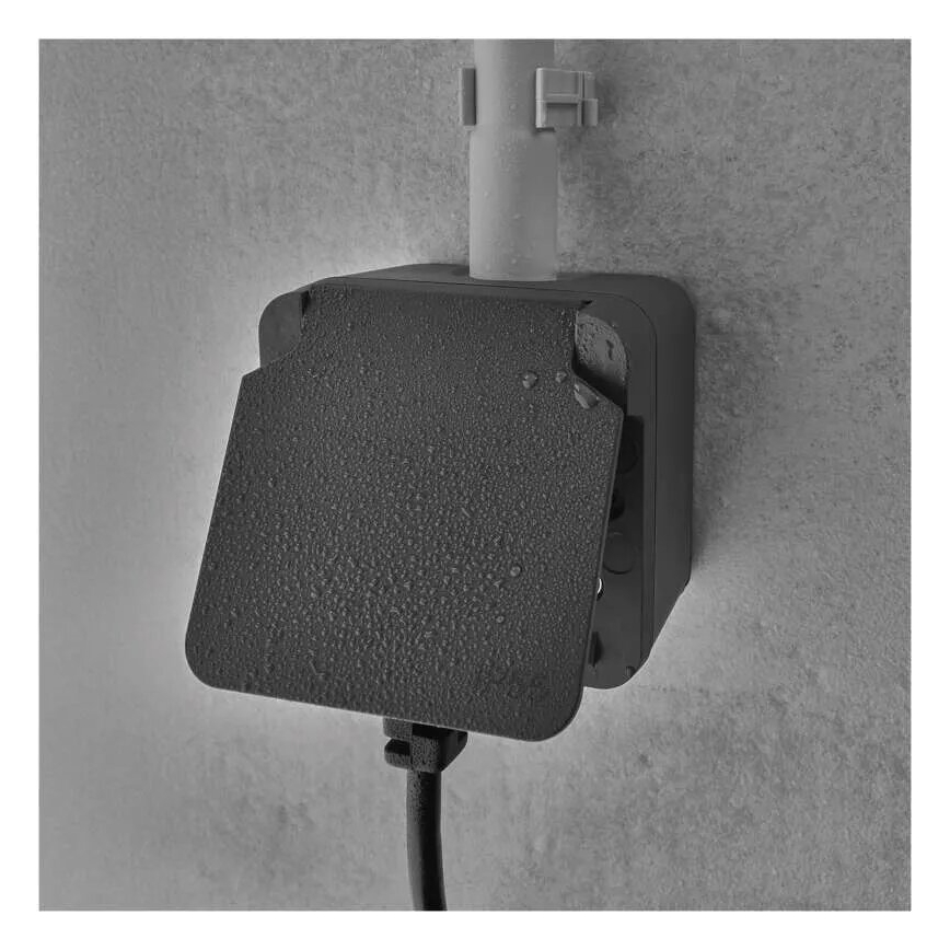 Tomada para ambientes húmidos IP55