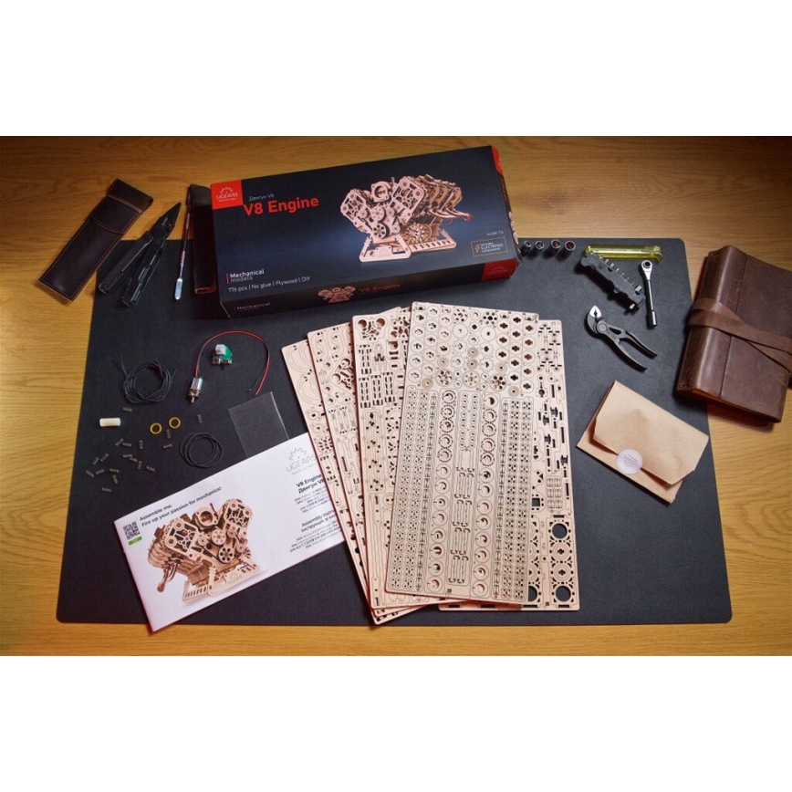 Ugears - Puzzle mecânico 3D em madeira Motor V8