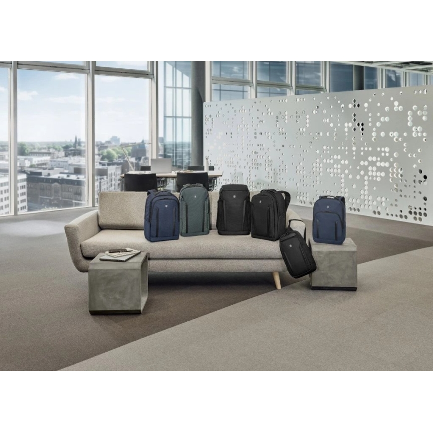 Victorinox - Mochila para computador portátil 15 Altmont Professional Deluxe Travel 25 l verde