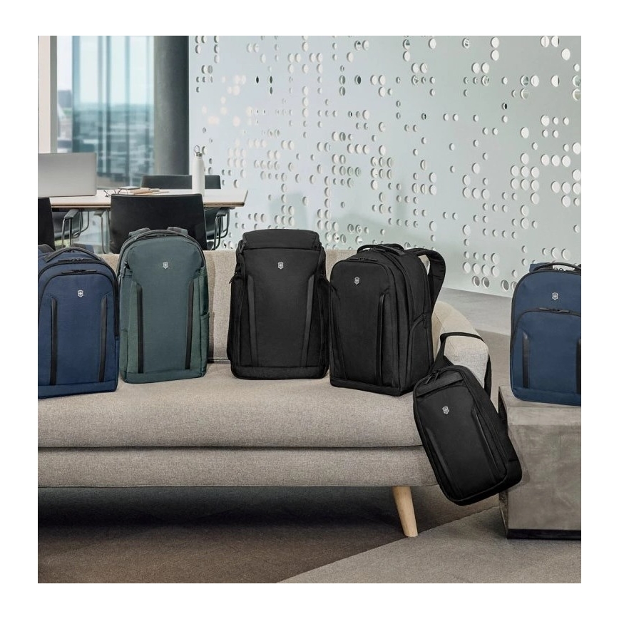 Victorinox - Mochila para computador portátil 15 Altmont Professional Essential 24 l azul escuro