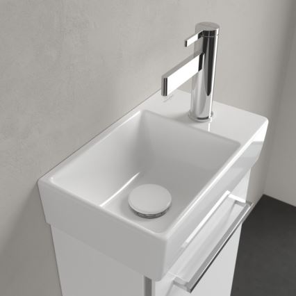 Villeroy & Boch 43003L01 - Lavatório suspenso AVENTO 36x22 cm cerâmica/branco