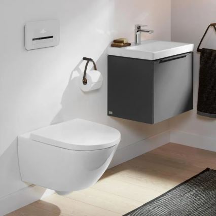 Villeroy & Boch 4670TS01 - Sanita suspensa SUBWAY 3.0 em cerâmica, com assento de fecho amortecido SoftClose, branca