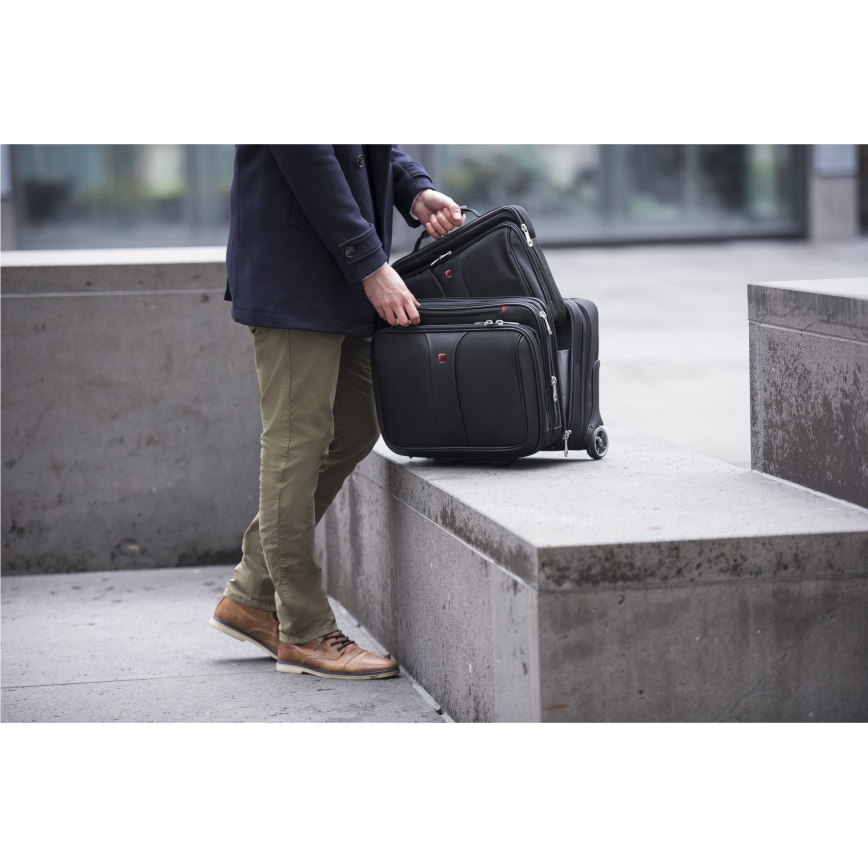 Wenger - Mala de viagem com rodas 25 l 17 + bolsa para portátil 15,6 Patriot preta