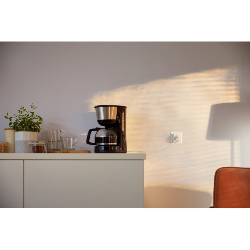 WiZ - Tomada inteligente F 2300W + powermeter Wi-Fi SCHUKO