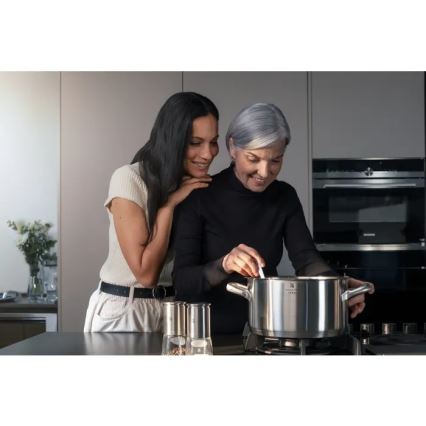 WMF - Panela com tampa GOURMET PLUS Ø 24 cm